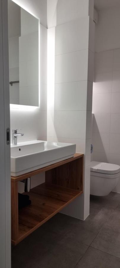 Seabreeze Luxury Apartments Njivice Luaran gambar