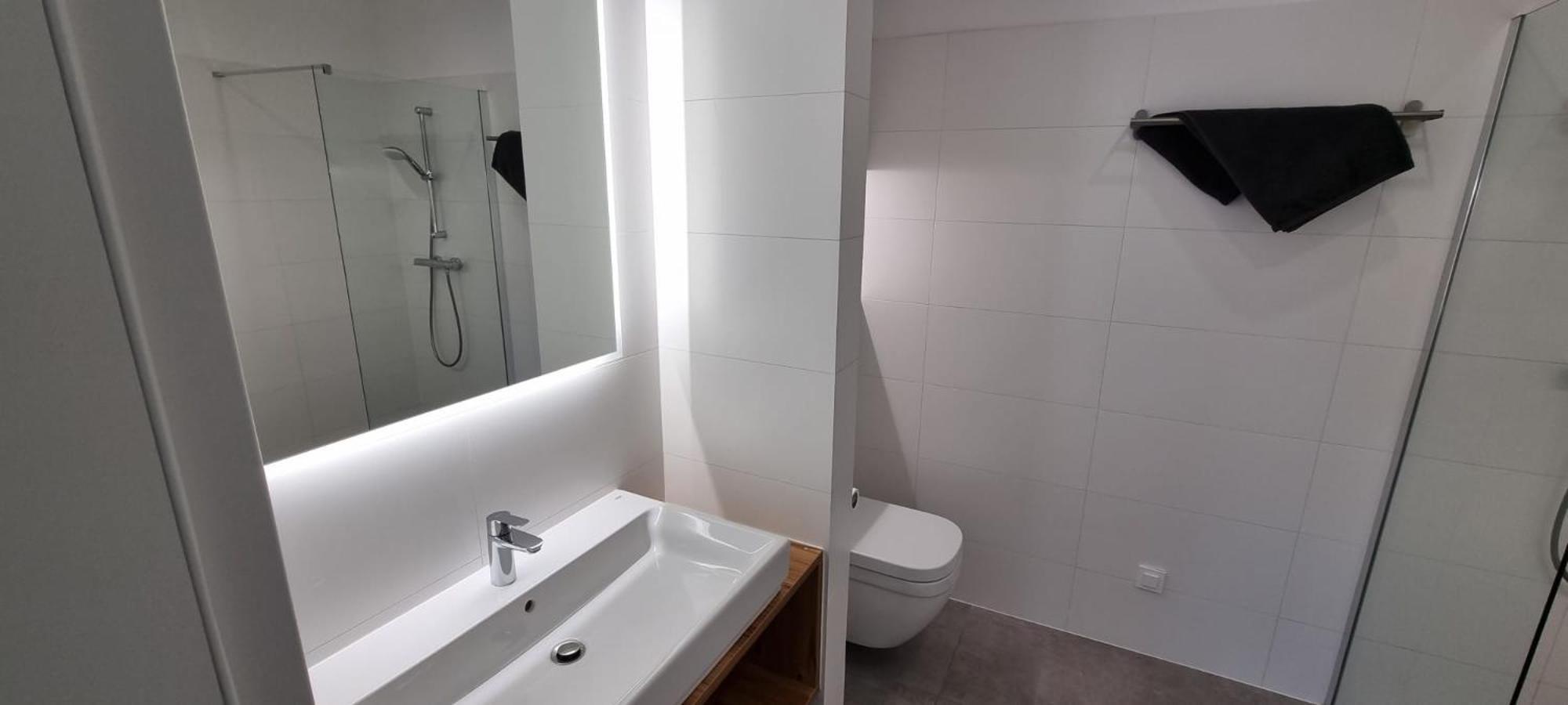 Seabreeze Luxury Apartments Njivice Bilik gambar